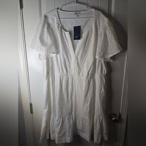 Croft & Ivy Eyelet V-Neck Flutter Sleeve Dress NWT